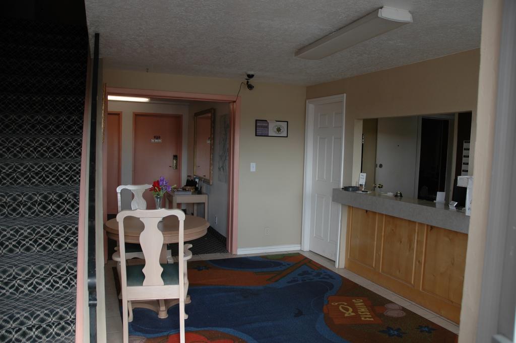 Budget Motel Delta Exterior photo